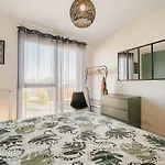 Le Botanica - 2 Chambres - Proche Gare -Parking - Wi-Fi